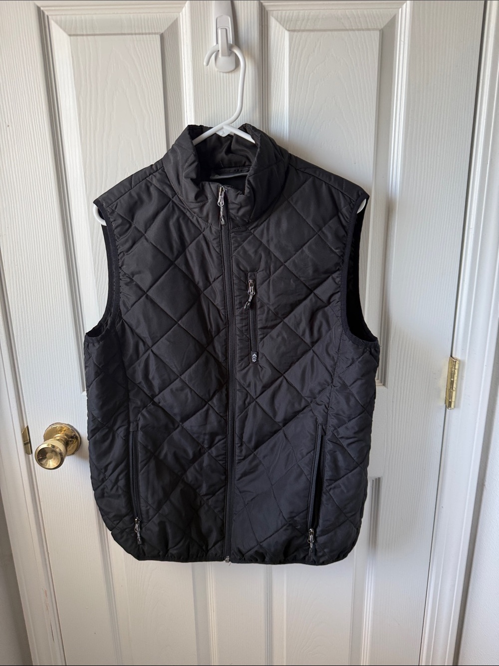 Free Country Men's Black Quilted Zip-Up Vest